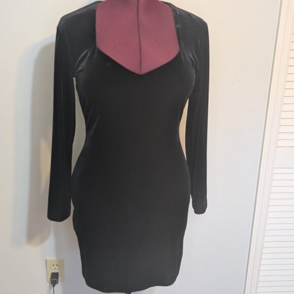 Betsy & Adam by Jaslene, Black velvet Stretch formal Dress, Size 8 - Picture 1 of 2